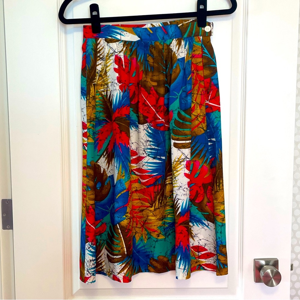 Vintage Colourful Leaf Pattern Skirt